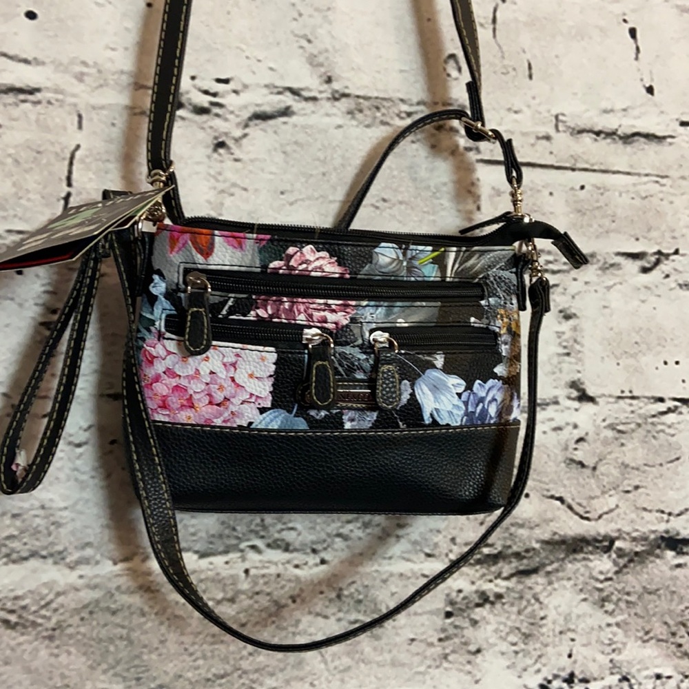 Stone Mountain Floral Leather 4-Bagger